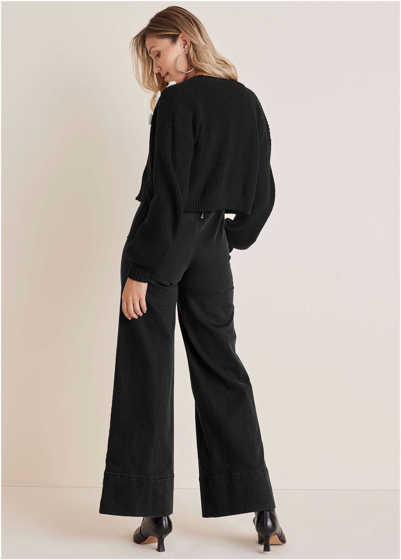 Floral Cardigan - Jet Black | Venus Special Offer