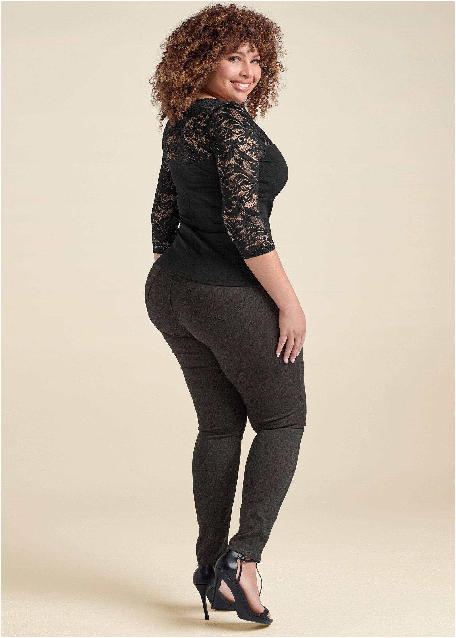 Lift Jeans - Black Denim | Venus Sale
