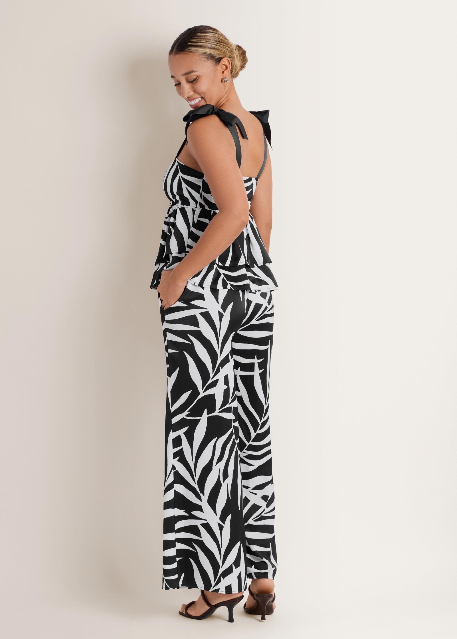 Tiered Ruffle Tank Bicolor Palm | Venus Best Seller
