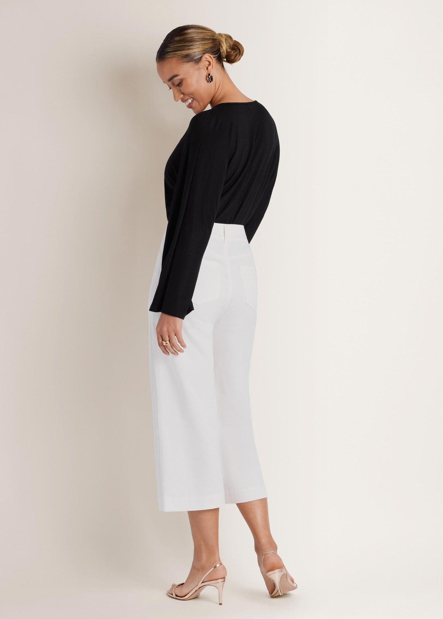 Banded Hem Top Jet Black | Venus Sale