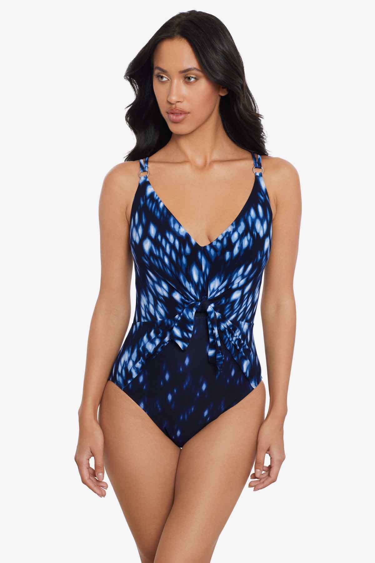 Saki One Piece in Indio | Venus Best Seller