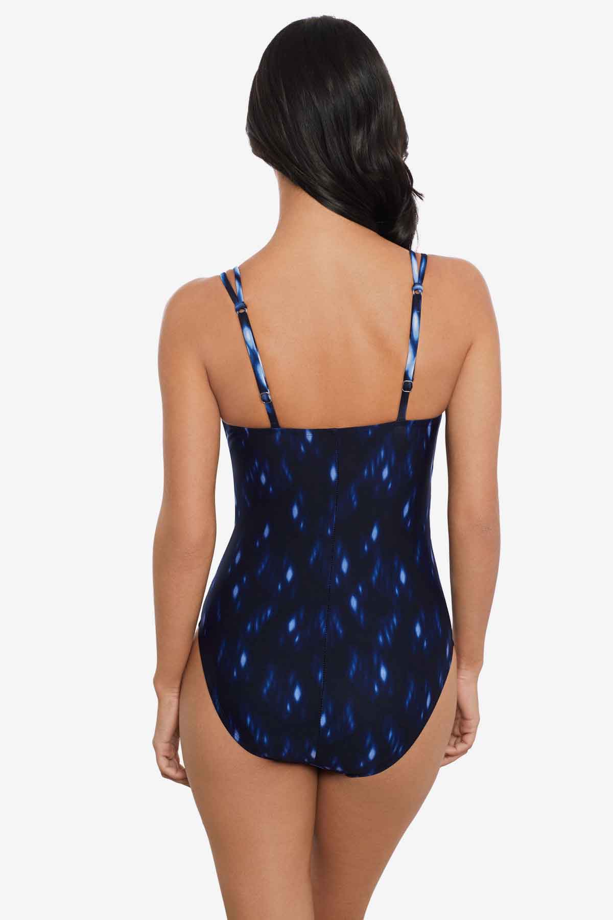 Saki One Piece in Indio | Venus Best Seller