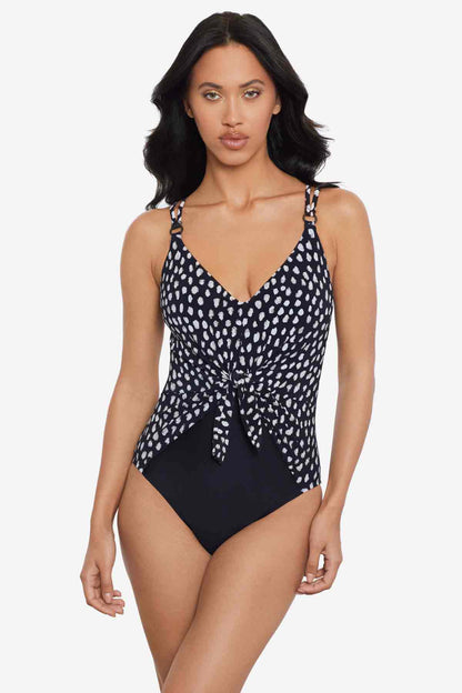 Saki One Piece in Pebbles | Venus Great Deal