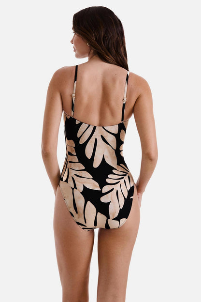Finn One Piece - Sonder | Venus Budget Friendly