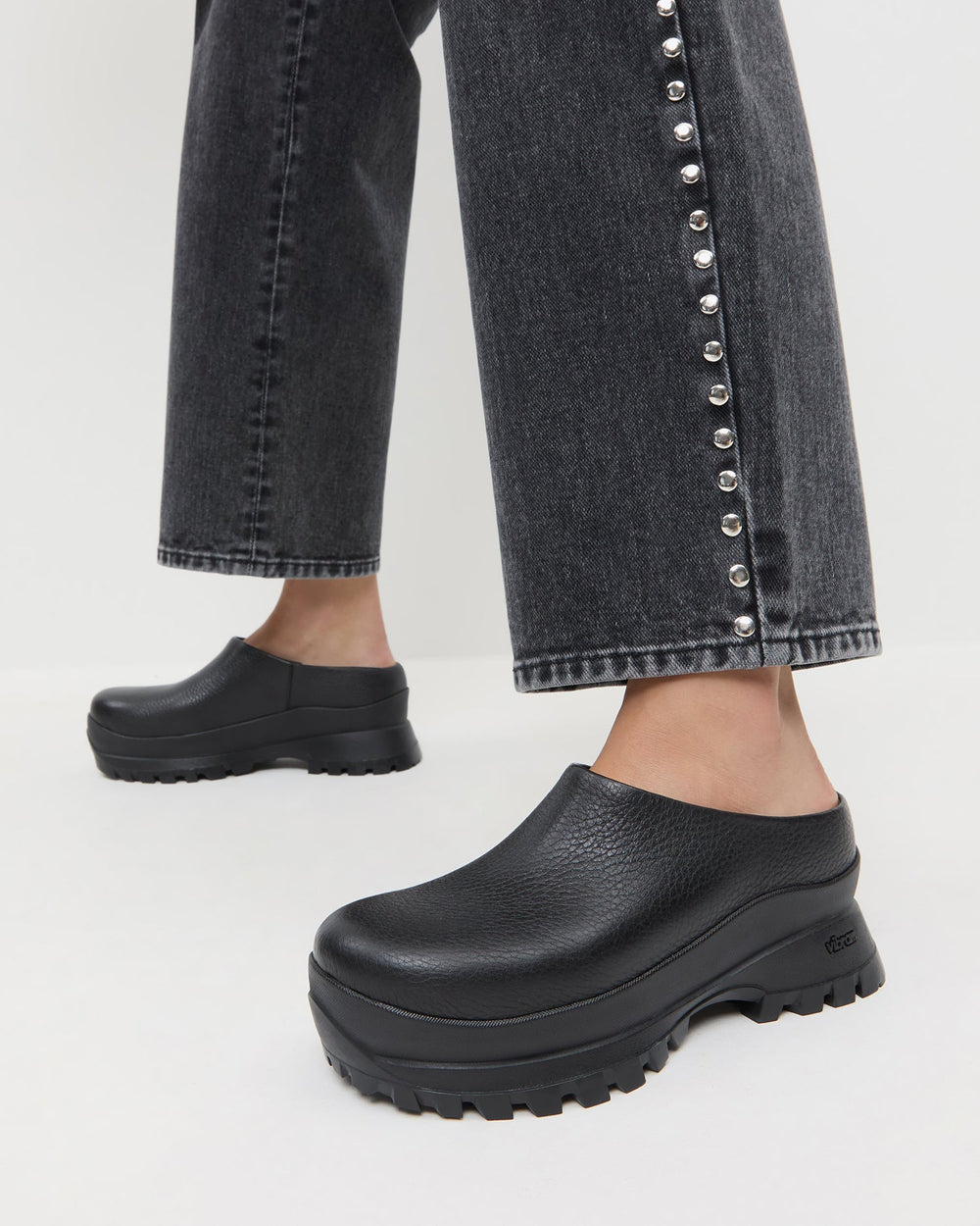 Loeffler Randall Women / Gemma Black Leather Lug Mule